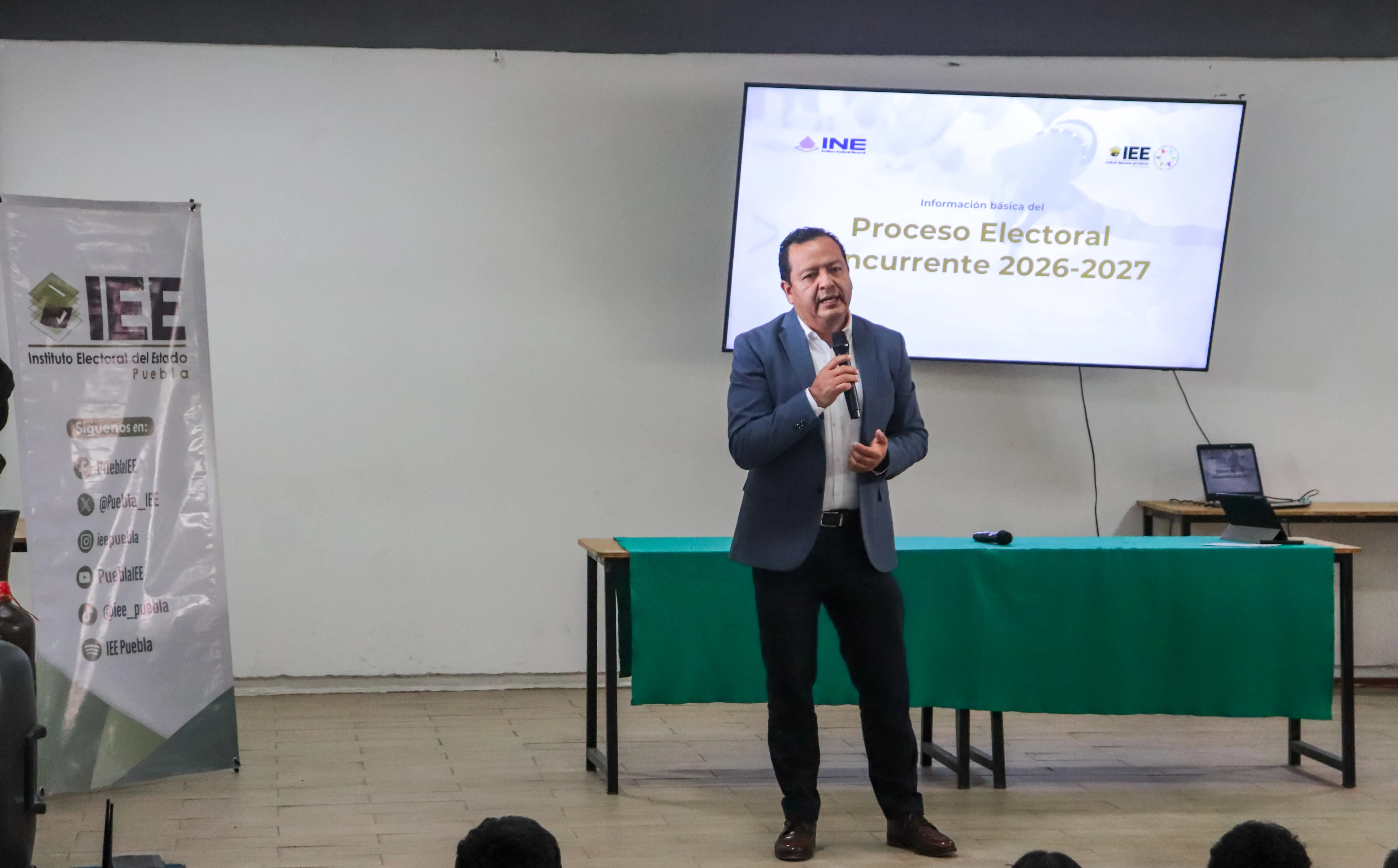 1. Programa “El primer paso a la ciudadanía” en el COBAEP Plantel 8 de Tehuacán